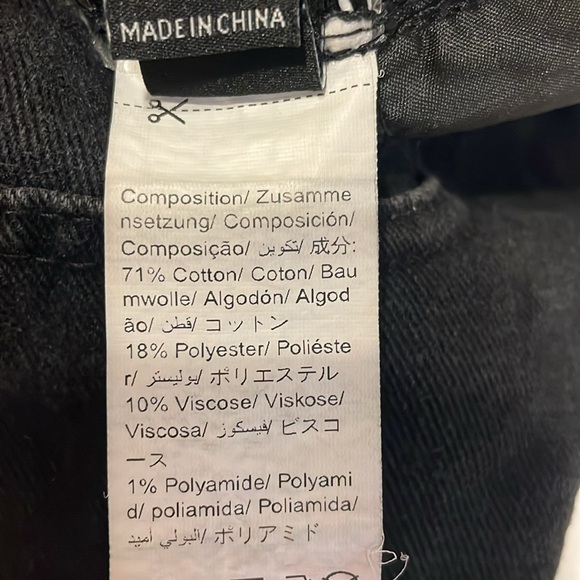 High-Waisted Distressed Jean Shorts with Fray & Elastic Waist - Picture 6 of 6